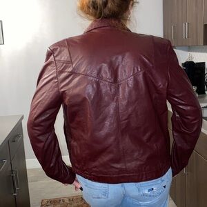 Vintage maroon/burgundy leather jacket Gorgeous!